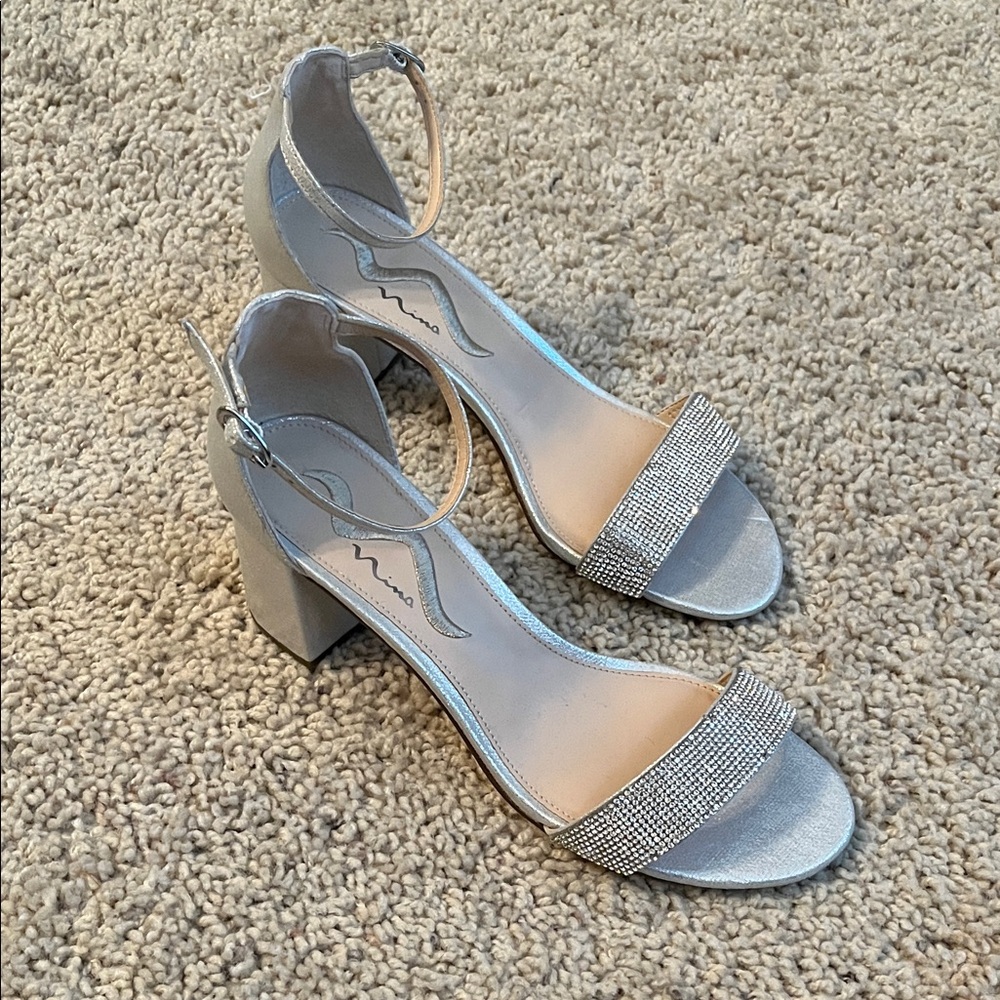 Nina rhinestones sparkly Silver heel